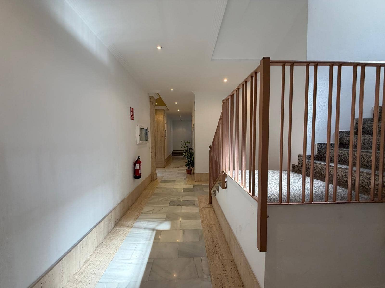 2 sypialnia Penthouse na sprzedaż w Torrevieja z garażem - 189 900 € (Ref: 9629969)