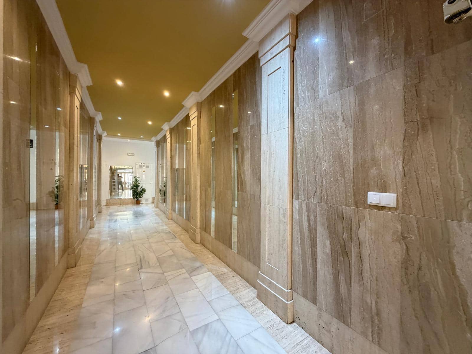 2 sypialnia Penthouse na sprzedaż w Torrevieja z garażem - 189 900 € (Ref: 9629969)