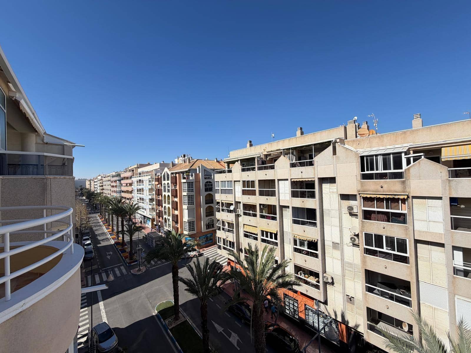 2 sypialnia Penthouse na sprzedaż w Torrevieja z garażem - 189 900 € (Ref: 9629969)
