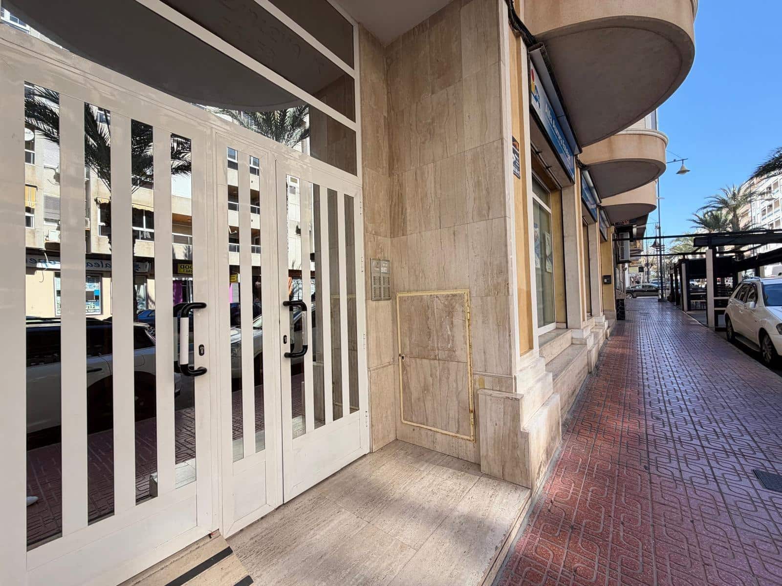 2 sypialnia Penthouse na sprzedaż w Torrevieja z garażem - 189 900 € (Ref: 9629969)