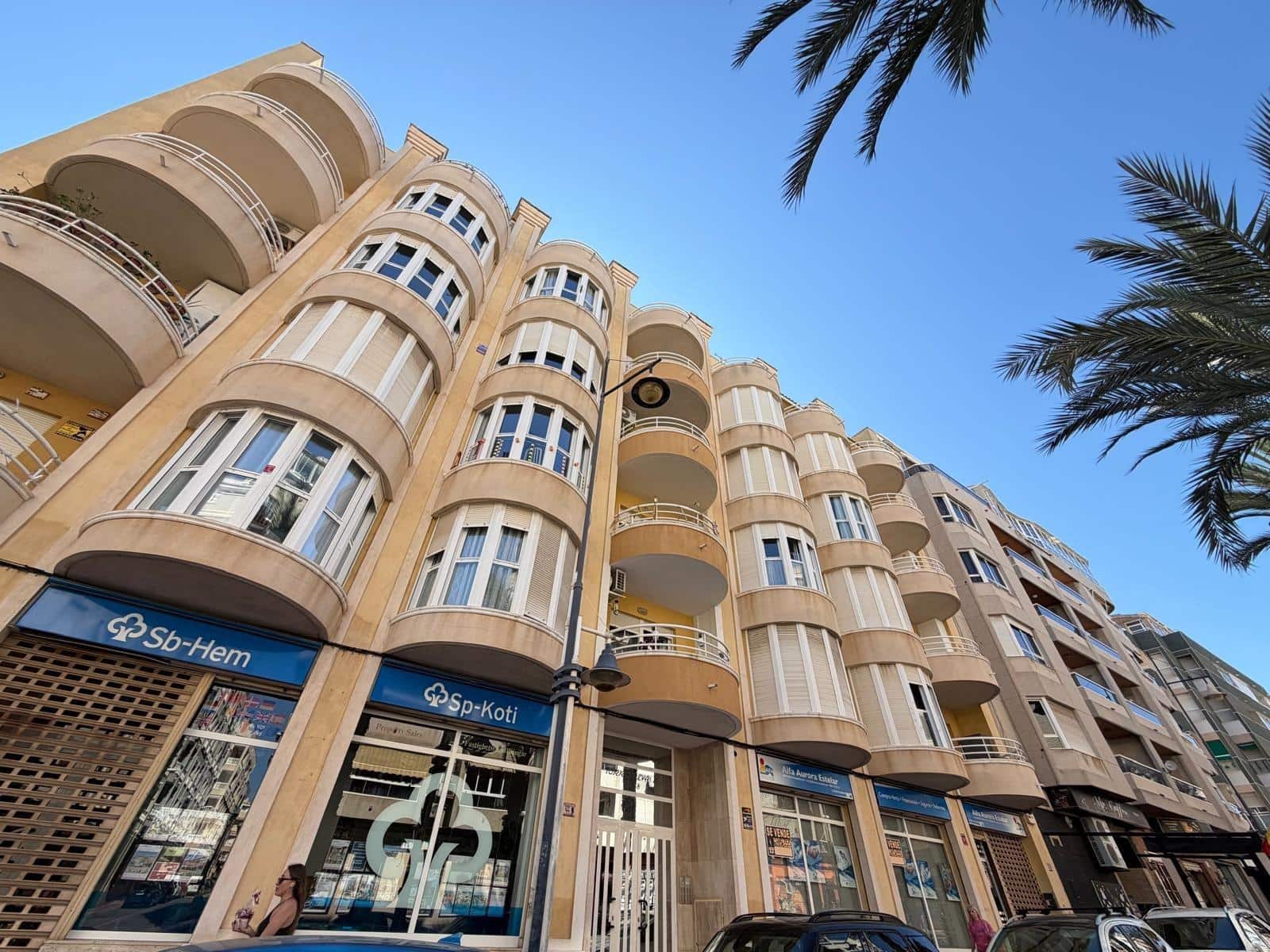 2 sypialnia Penthouse na sprzedaż w Torrevieja z garażem - 189 900 € (Ref: 9629969)