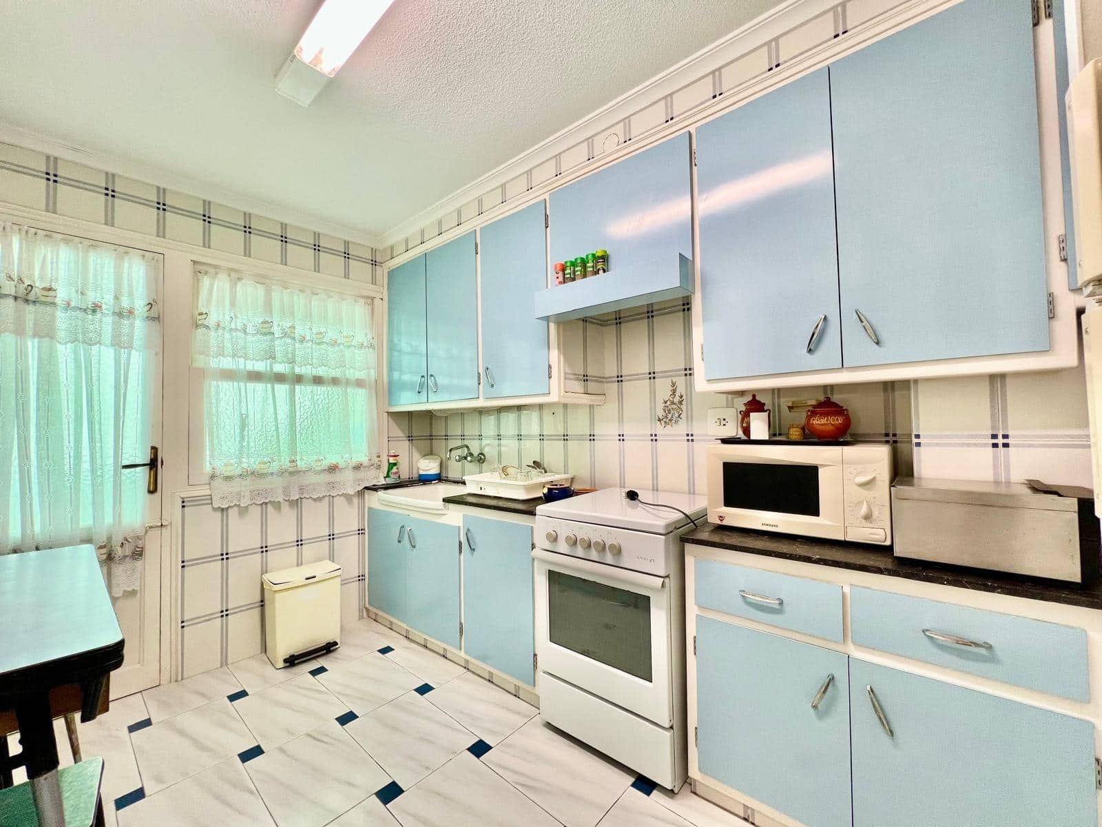 Apartamento de 3 habitaciones en Santa Pola en venta - 199.900 € (Ref: 9629970)