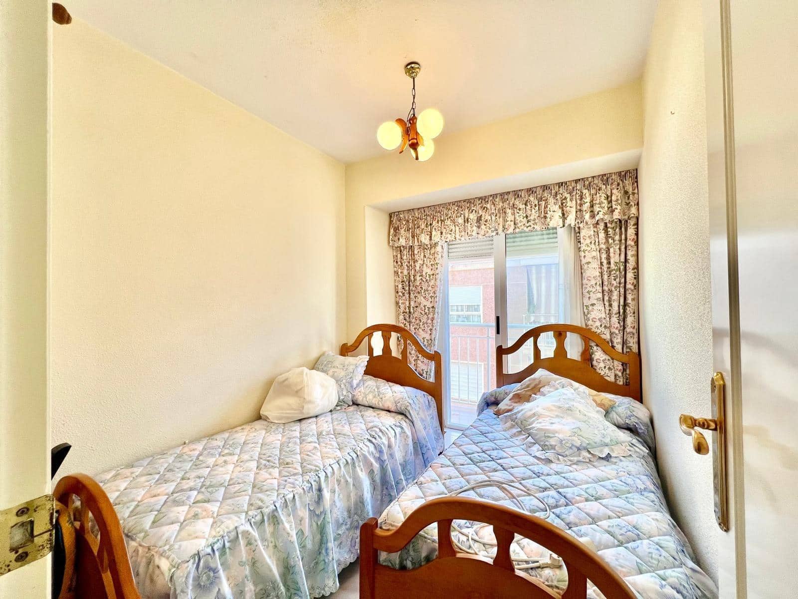 Apartamento de 3 habitaciones en Santa Pola en venta - 199.900 € (Ref: 9629970)