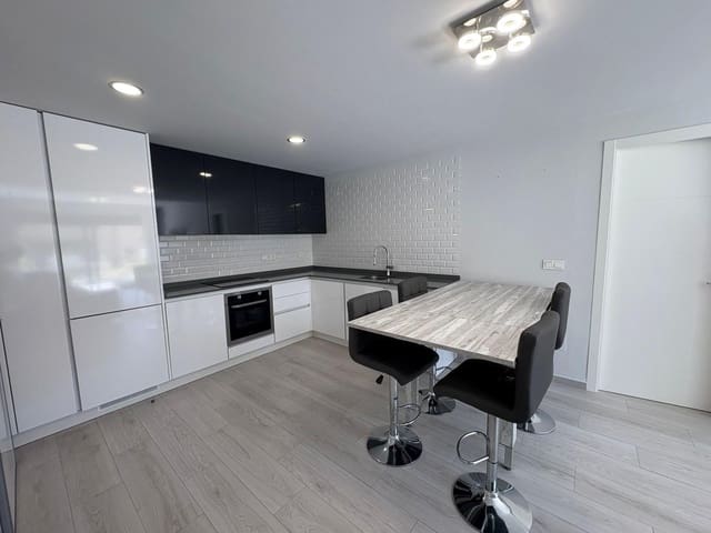 2 camera da letto Appartamento in vendita in Villamartin, Orihuela con piscina garage - 259.900 € (Rif: 9629971)