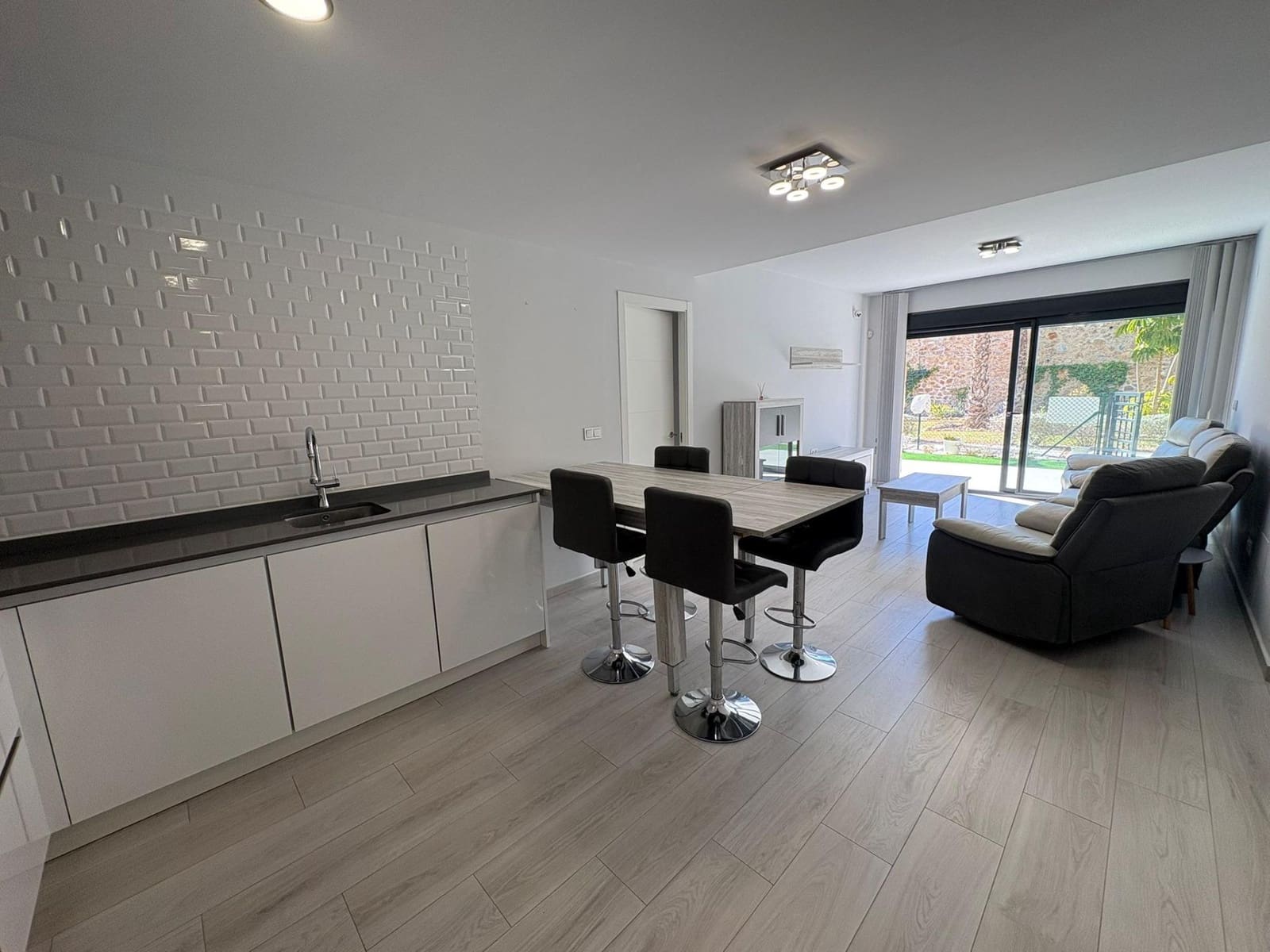 2 camera da letto Appartamento in vendita in Villamartin con piscina garage - 259.900 € (Rif: 9629971)