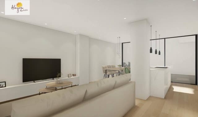 Adosado de 4 habitaciones en Sueca en venta - 300.000 € (Ref: 9629972)