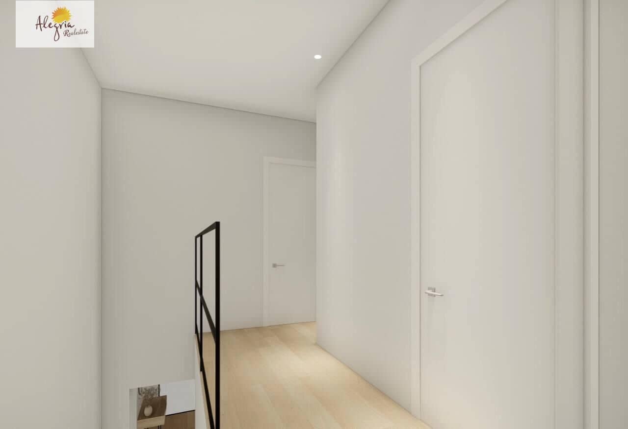 Adosado de 4 habitaciones en Sueca en venta - 300.000 € (Ref: 9629972)