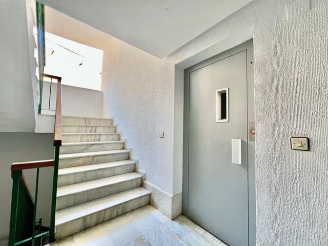 Studio na sprzedaż w Avenida Habaneras - Curva de Palangre, Torrevieja z basenem - 99 500 € (Ref: 9634259)