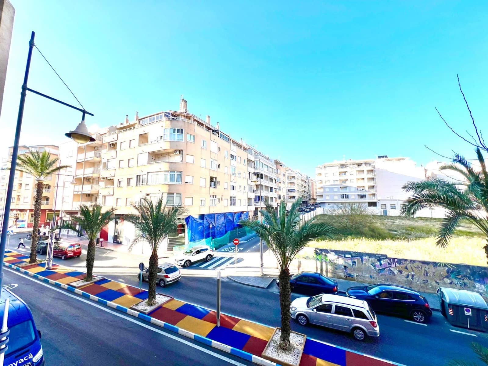 Studio na sprzedaż w Torrevieja z basenem - 99 500 € (Ref: 9634259)