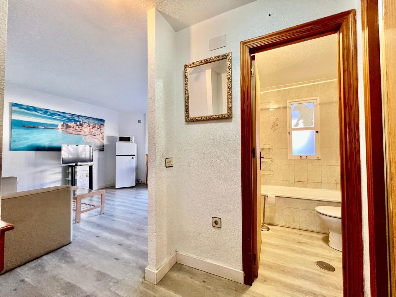 Studio na sprzedaż w Torrevieja z basenem - 99 500 € (Ref: 9634259)