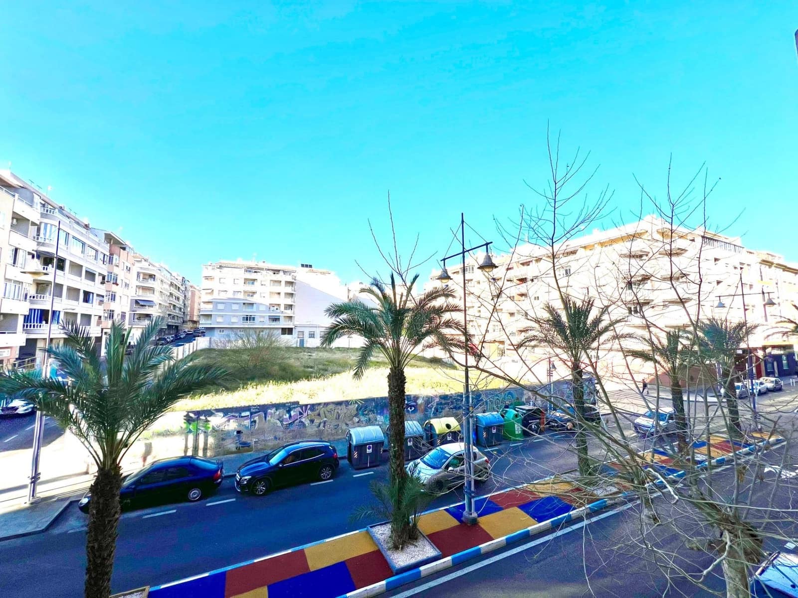 Studio na sprzedaż w Torrevieja z basenem - 99 500 € (Ref: 9634259)