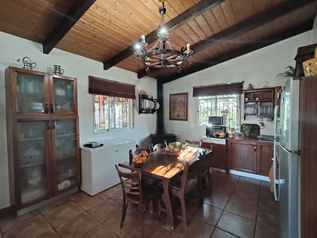 4 makuuhuone Maalaistalo myytävänä paikassa Las Bayas, Elche / Elx - 365 000 € (Ref: 9634260)