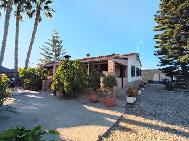 4 makuuhuone Maalaistalo myytävänä paikassa Las Bayas, Elche / Elx - 365 000 € (Ref: 9634260)