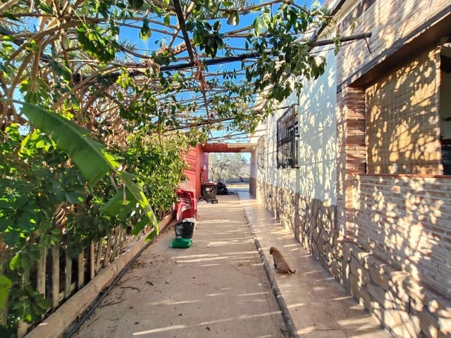 4 makuuhuone Maalaistalo myytävänä paikassa Las Bayas, Elche / Elx - 365 000 € (Ref: 9634260)