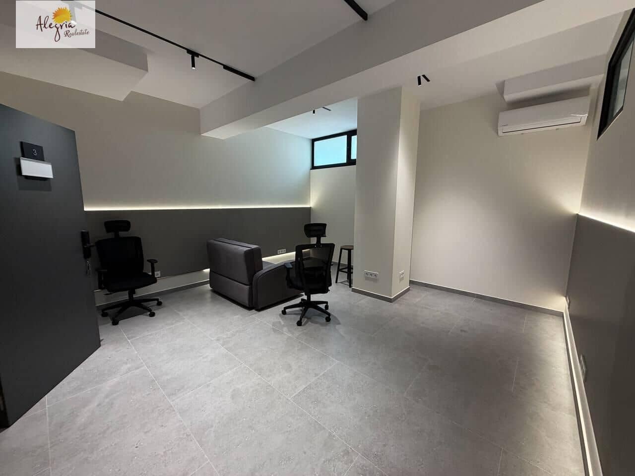 Office for sale in Valencia city - € 828,000 (Ref: 9645016)