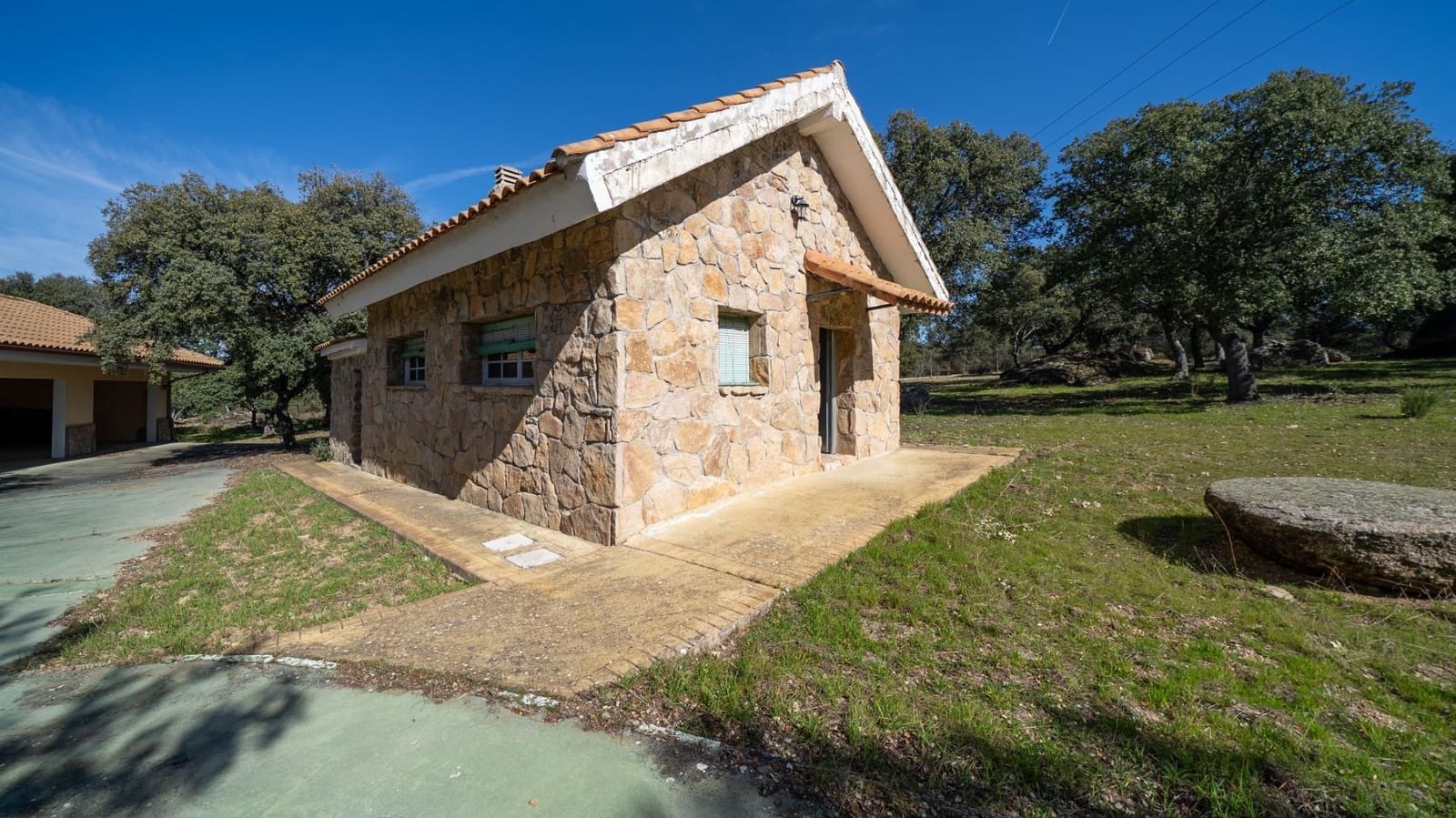 8 bedroom Finca/Country House for sale in Colmenarejo with pool - € 1,790,000 (Ref: 9645019)