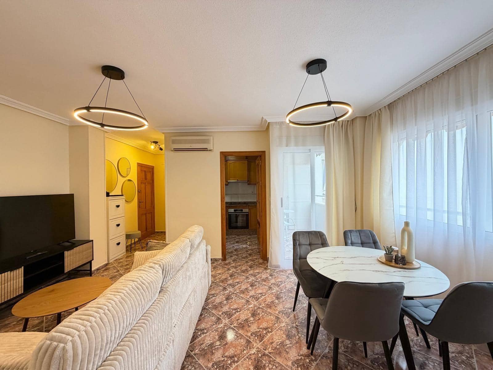 2 quarto Apartamento para venda em Torrevieja - 174 900 € (Ref: 9645021)