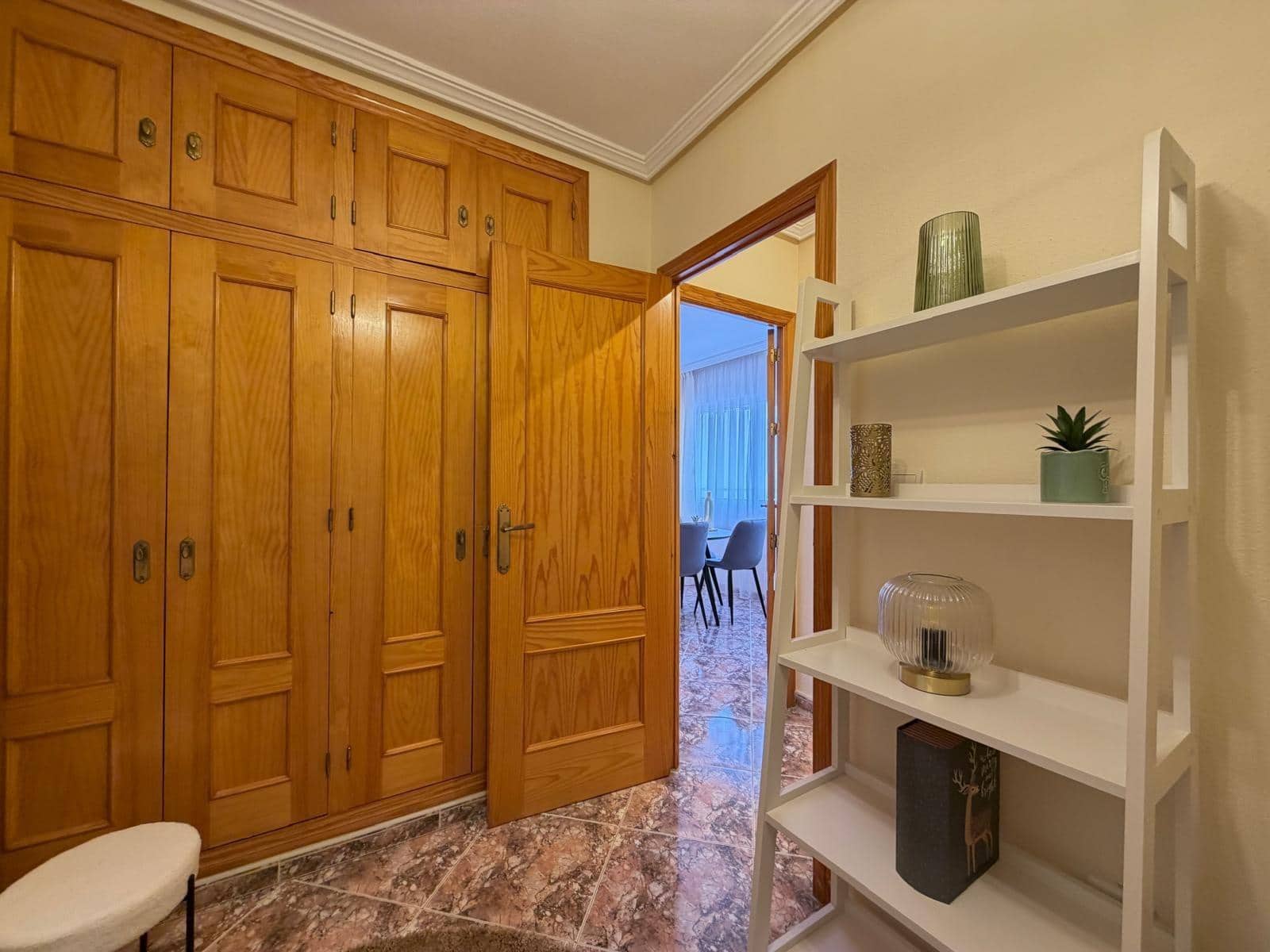 2 quarto Apartamento para venda em Torrevieja - 174 900 € (Ref: 9645021)