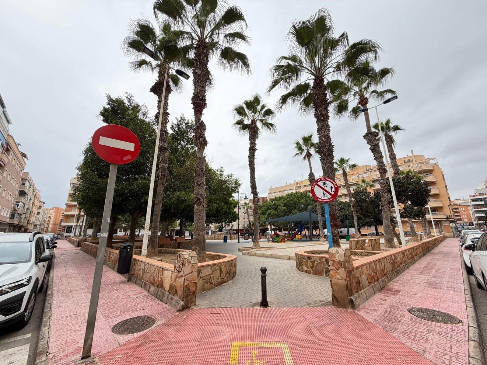2 makuuhuone Huoneisto myytävänä paikassa Torrevieja - 164 900 € (Ref: 9645021)