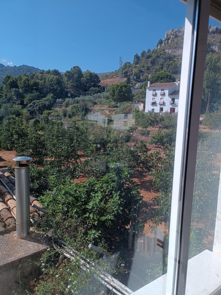 7 sypialnia Dom na sprzedaż w Guadalest - 220 000 € (Ref: 9650393)