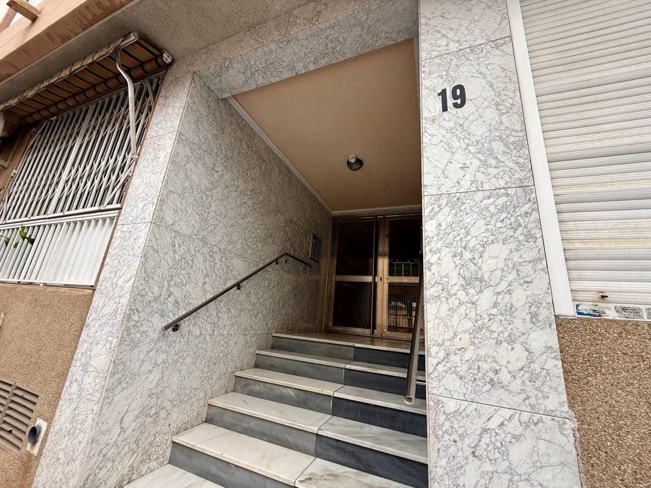 2 sypialnia Apartament na sprzedaż w Torrevieja - 189 900 € (Ref: 9651992)