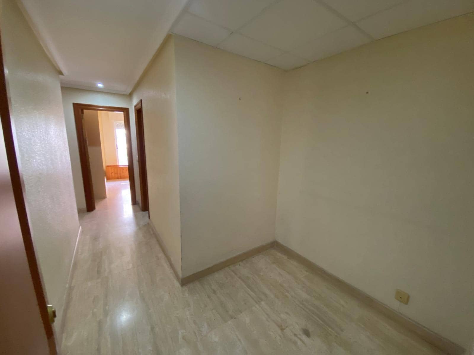 4 bedroom Apartment for sale in Torrevieja - € 370,000 (Ref: 9651994)