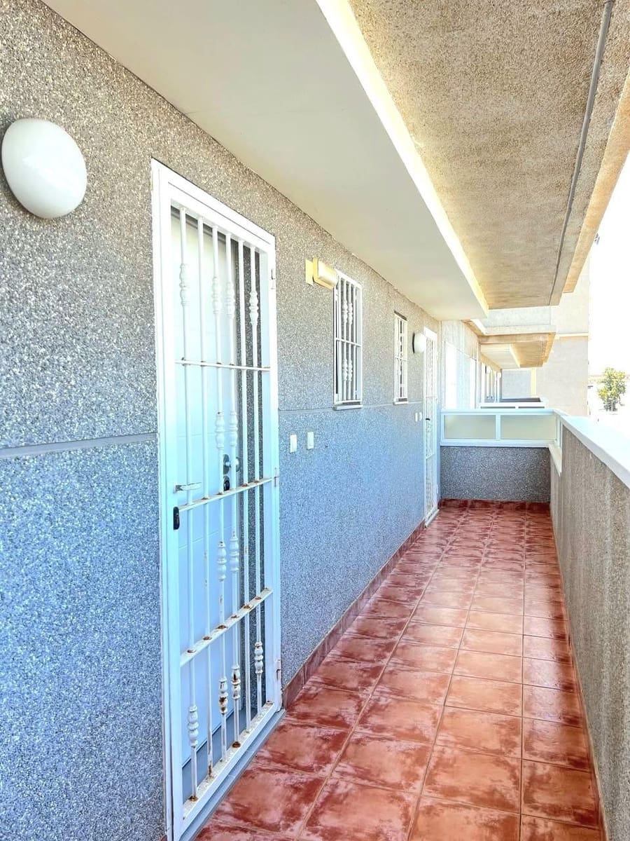 2 quarto Apartamento para venda em Torrevieja - 159 000 € (Ref: 9656096)