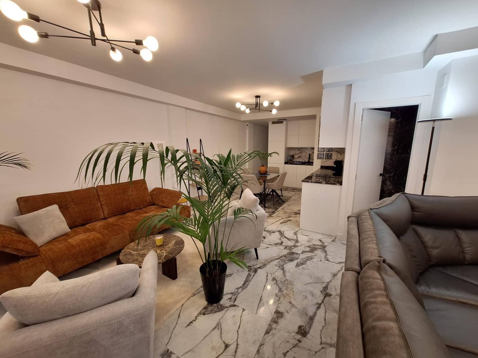 2 makuuhuone Huoneisto myytävänä paikassa Torrevieja mukana uima-altaan - 369 000 € (Ref: 9656097)