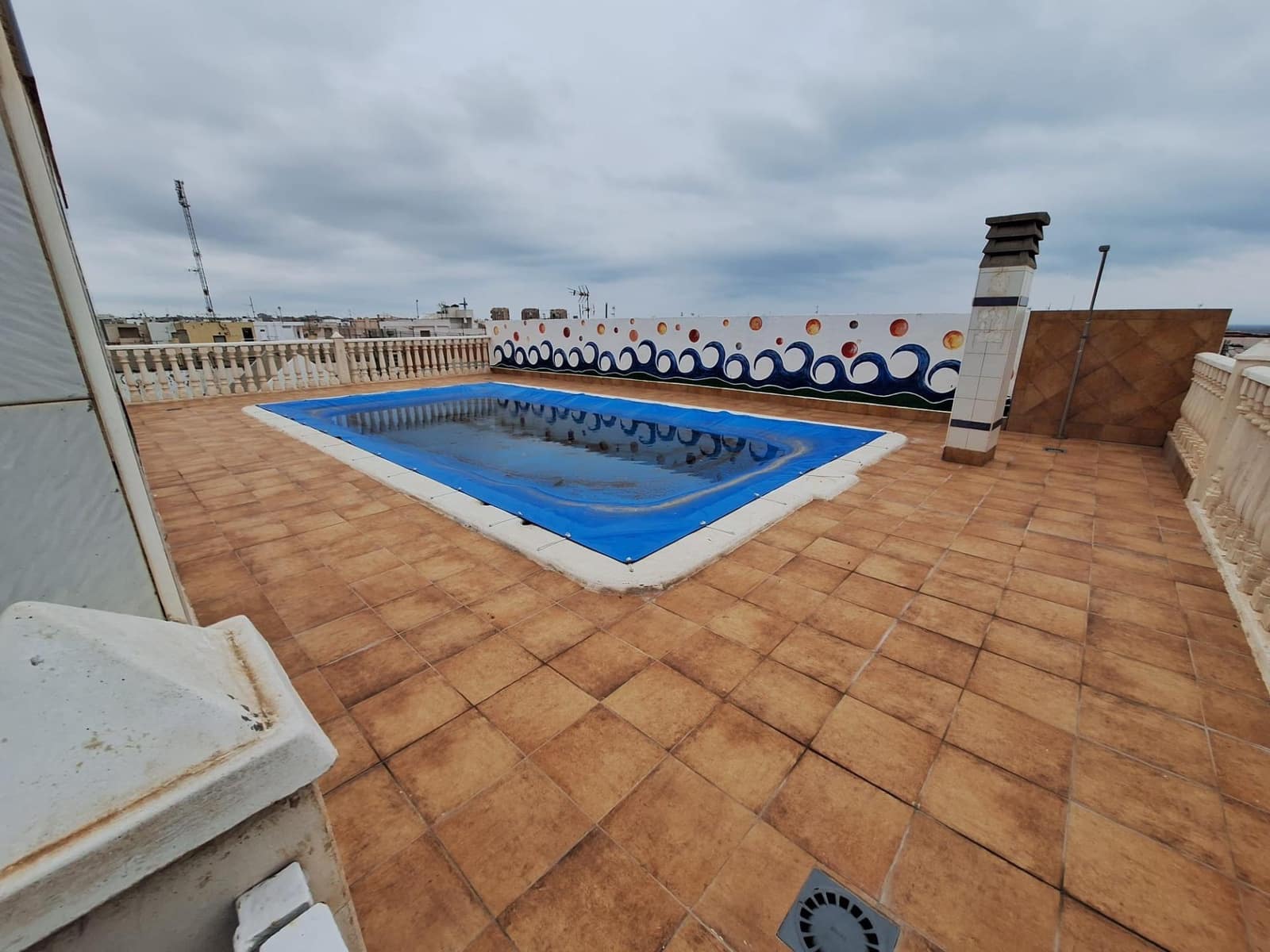 2 makuuhuone Huoneisto myytävänä paikassa Torrevieja mukana uima-altaan - 369 000 € (Ref: 9656097)