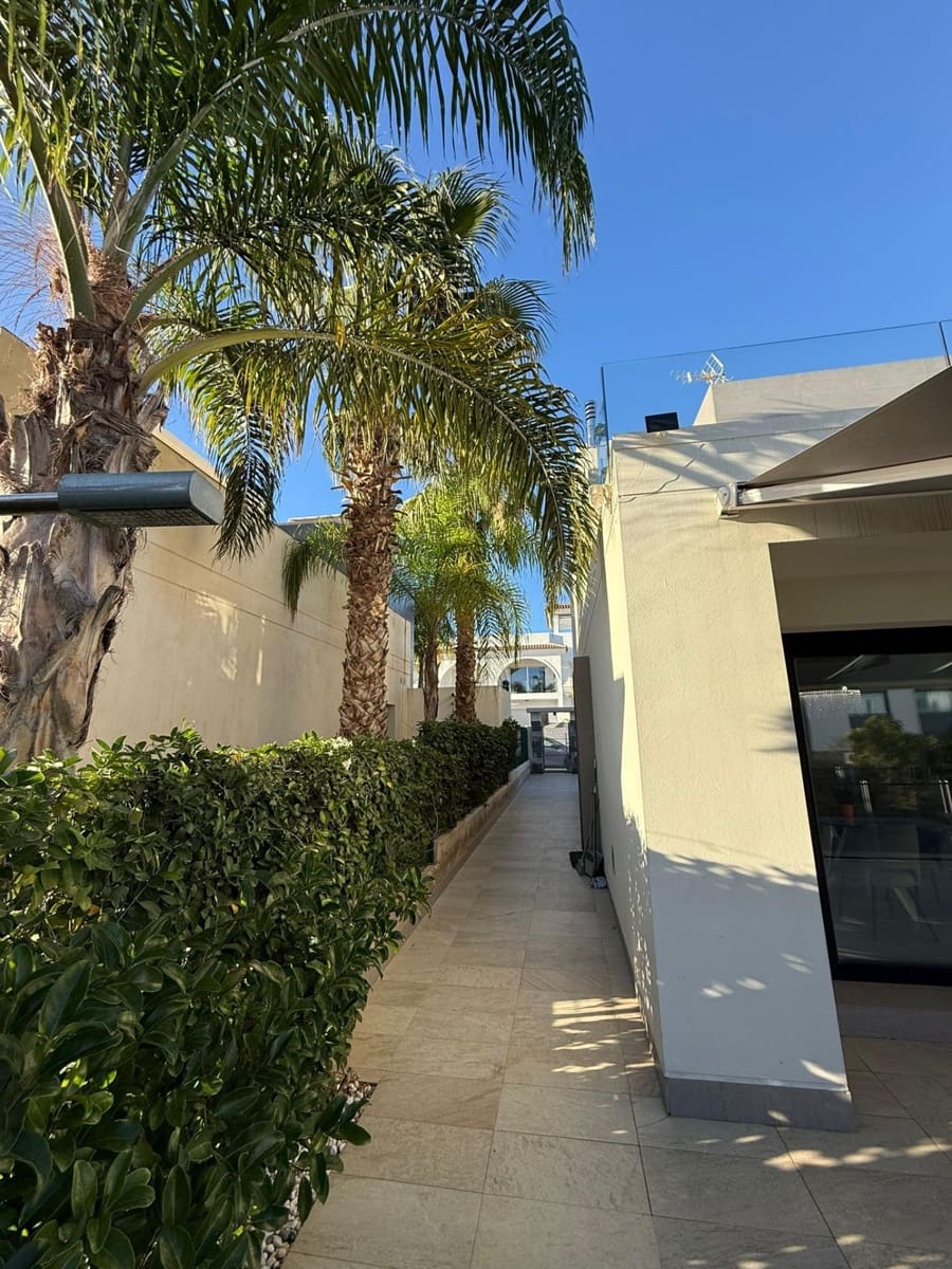 3 quarto Moradia para venda em Ciudad Quesada - 459 000 € (Ref: 9656101)