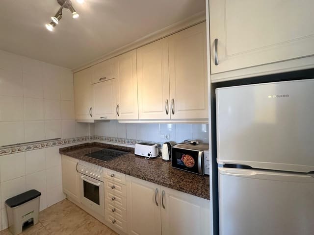 Apartamento de 2 habitaciones en Torreblanca, Torrevieja en venta con piscina - 189.000 € (Ref: 9656103)