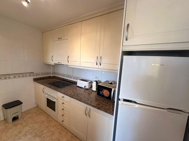 Apartamento de 2 habitaciones en Torreblanca, Torrevieja en venta con piscina - 189.000 € (Ref: 9656103)