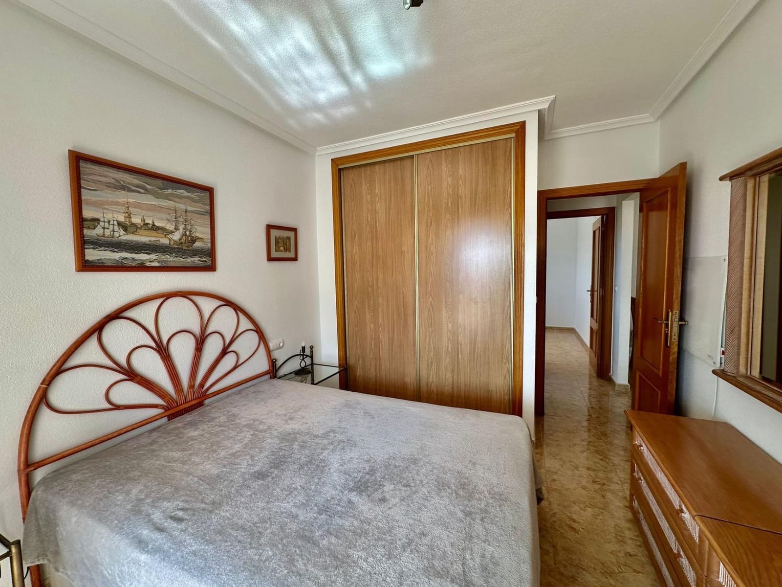 Apartamento de 2 habitaciones en Torrevieja en venta con piscina - 189.000 € (Ref: 9656103)