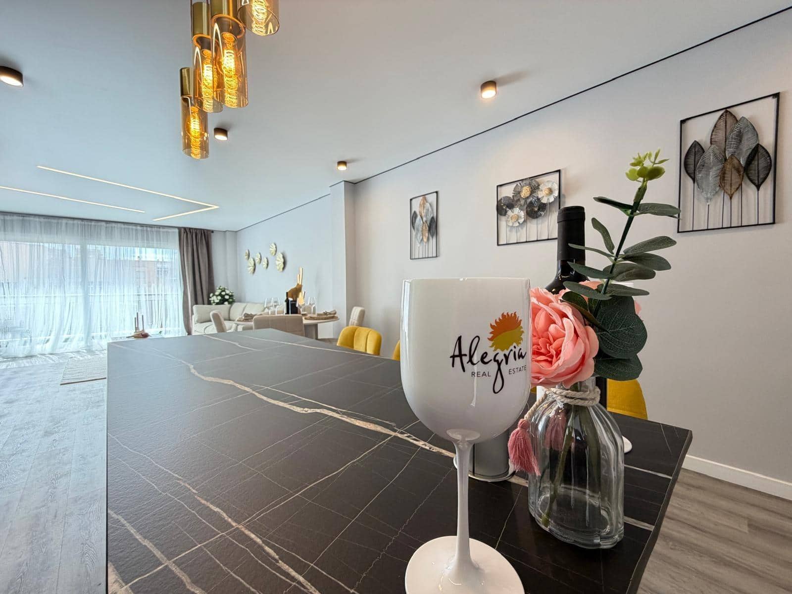 2 soveværelse Lejlighed til salg i Torrevieja - € 199.900 (Ref: 9659430)