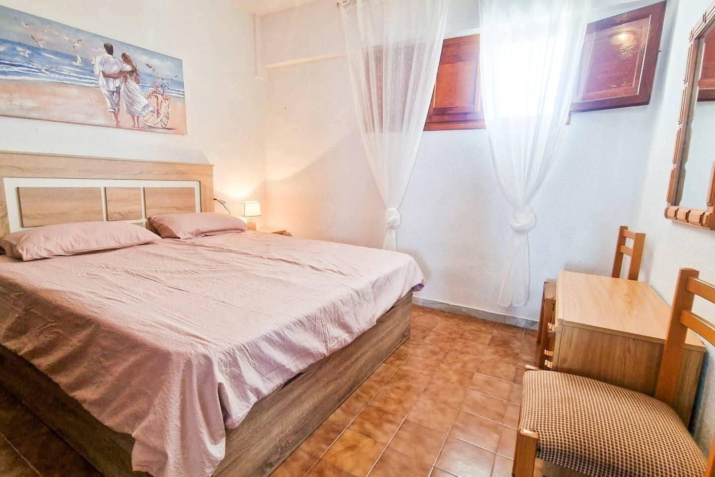1 makuuhuone Huoneisto myytävänä paikassa Torrevieja mukana uima-altaan - 119 900 € (Ref: 9666500)