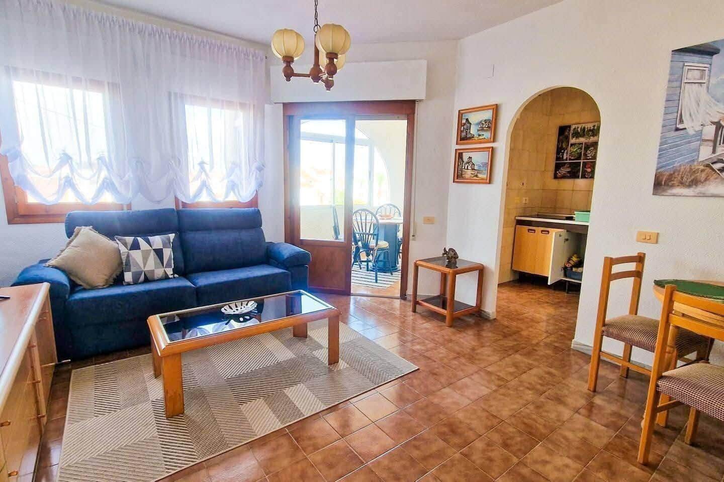 1 makuuhuone Huoneisto myytävänä paikassa Torrevieja mukana uima-altaan - 119 900 € (Ref: 9666500)