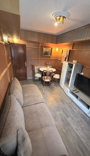 2 Zimmer Wohnung zu verkaufen in Oviedo - 92.000 € (Ref: 9670636)