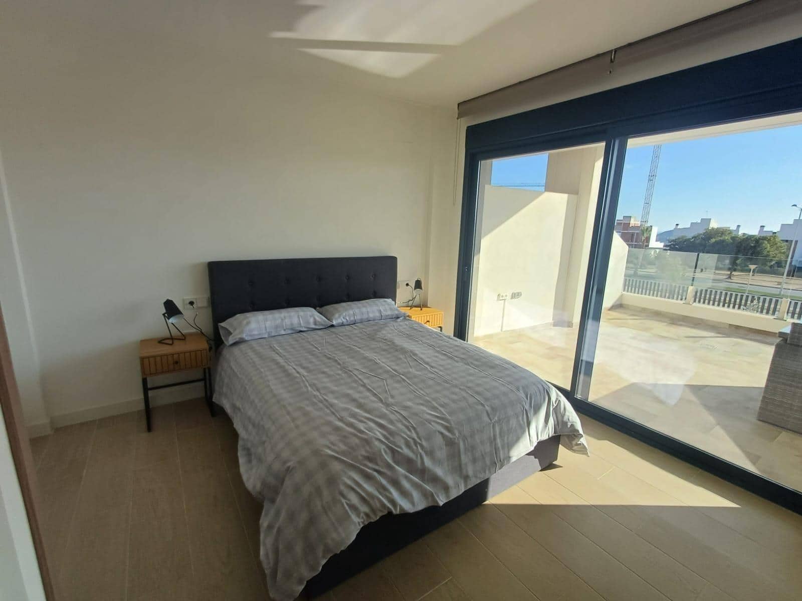 3 sypialnia Apartament na sprzedaż w Finestrat z basenem garażem - 620 000 € (Ref: 9670638)