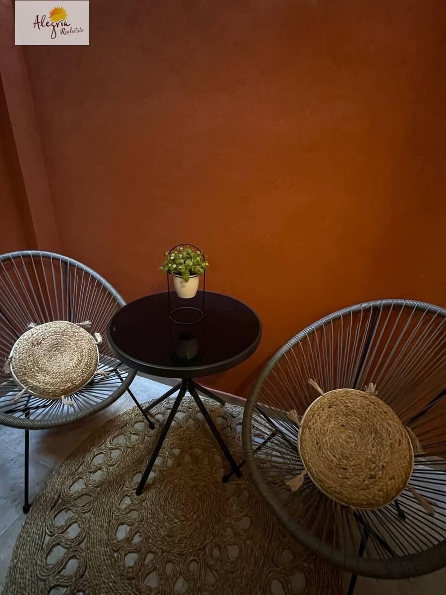 4 slaapkamer Hotel te koop in Alicante stad - € 485.000 (Ref: 9674216)