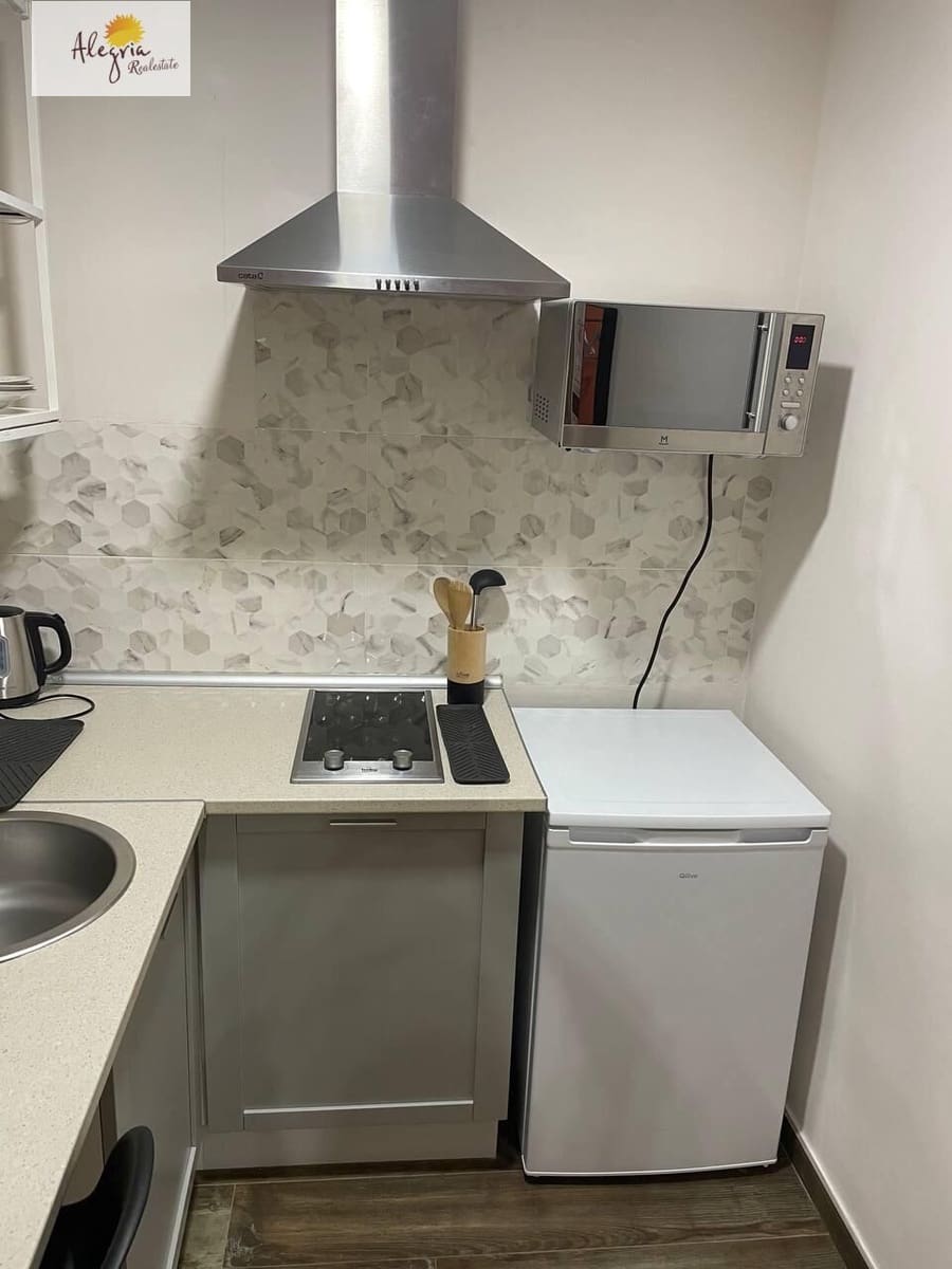 4 slaapkamer Hotel te koop in Alicante stad - € 485.000 (Ref: 9674216)