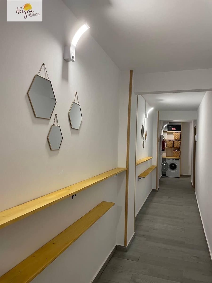 4 slaapkamer Hotel te koop in Alicante stad - € 485.000 (Ref: 9674216)