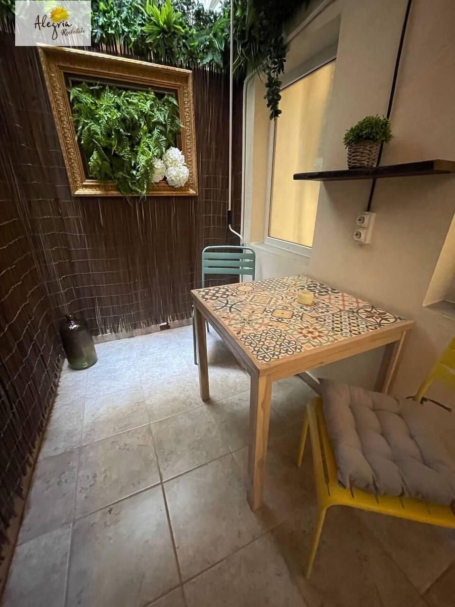 4 slaapkamer Hotel te koop in Alicante stad - € 485.000 (Ref: 9674216)