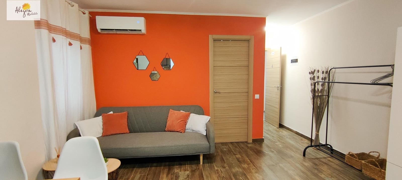 4 slaapkamer Hotel te koop in Alicante stad - € 485.000 (Ref: 9674216)