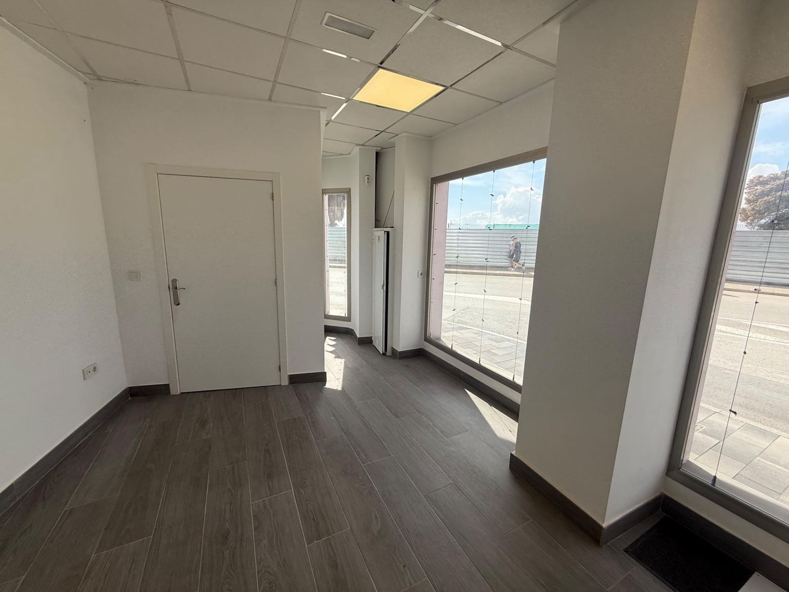 Escritório para venda em Torrevieja - 229 900 € (Ref: 9674217)