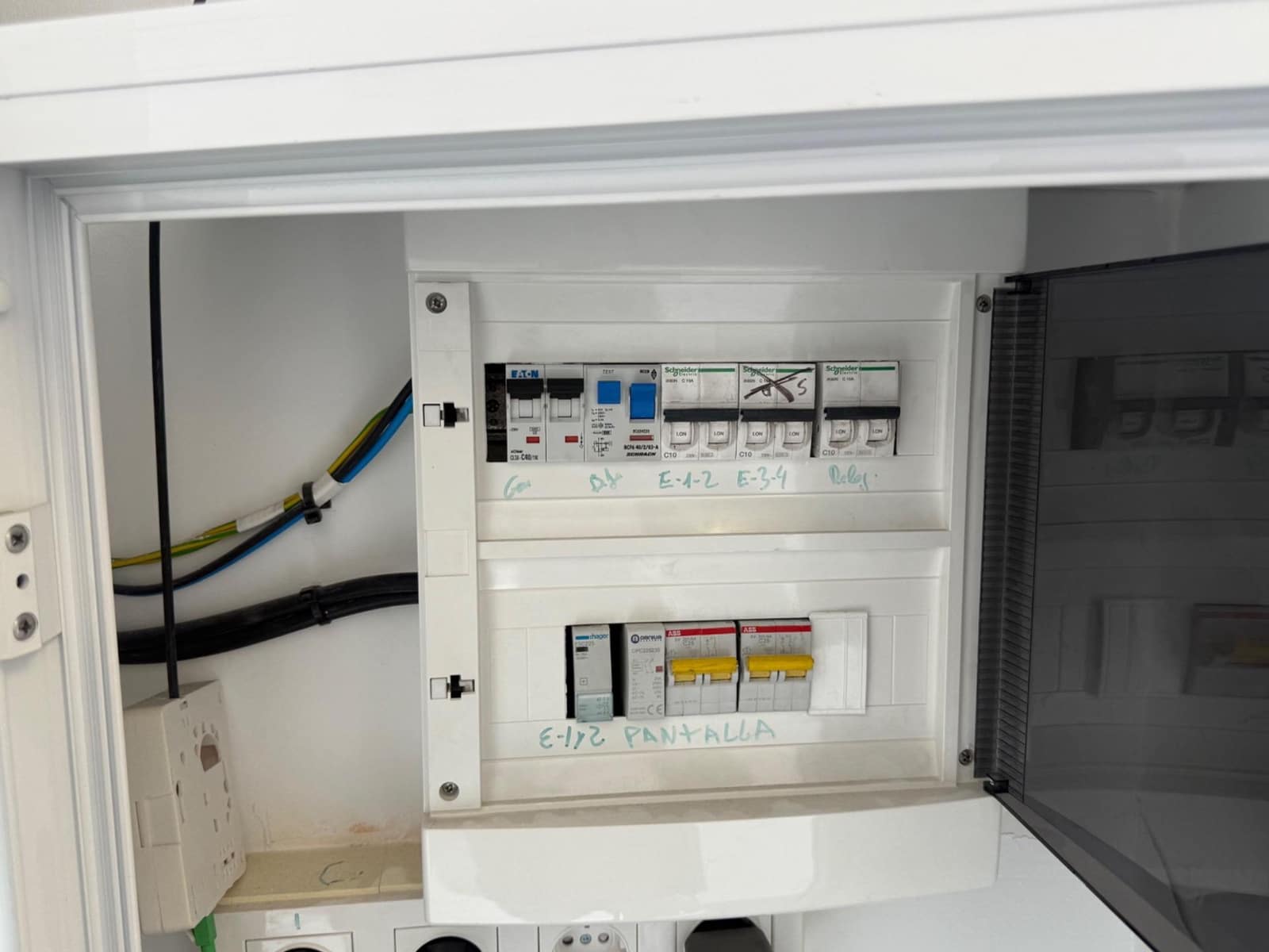 Escritório para venda em Torrevieja - 229 900 € (Ref: 9674217)