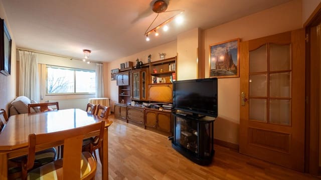 2 slaapkamer Flat te koop in Madrid stad - € 350.000 (Ref: 9677472)