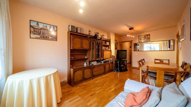 2 slaapkamer Flat te koop in Madrid stad - € 350.000 (Ref: 9677472)