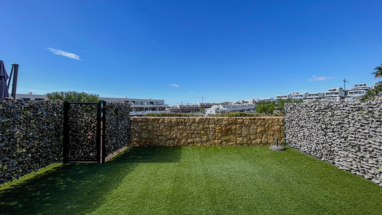 3 bedroom Penthouse for sale in Finestrat with pool - € 620,000 (Ref: 9677475)