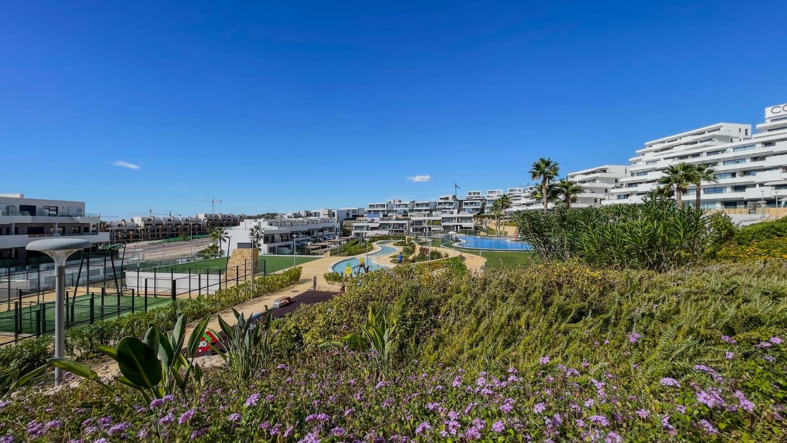 3 bedroom Penthouse for sale in Finestrat with pool - € 620,000 (Ref: 9677475)