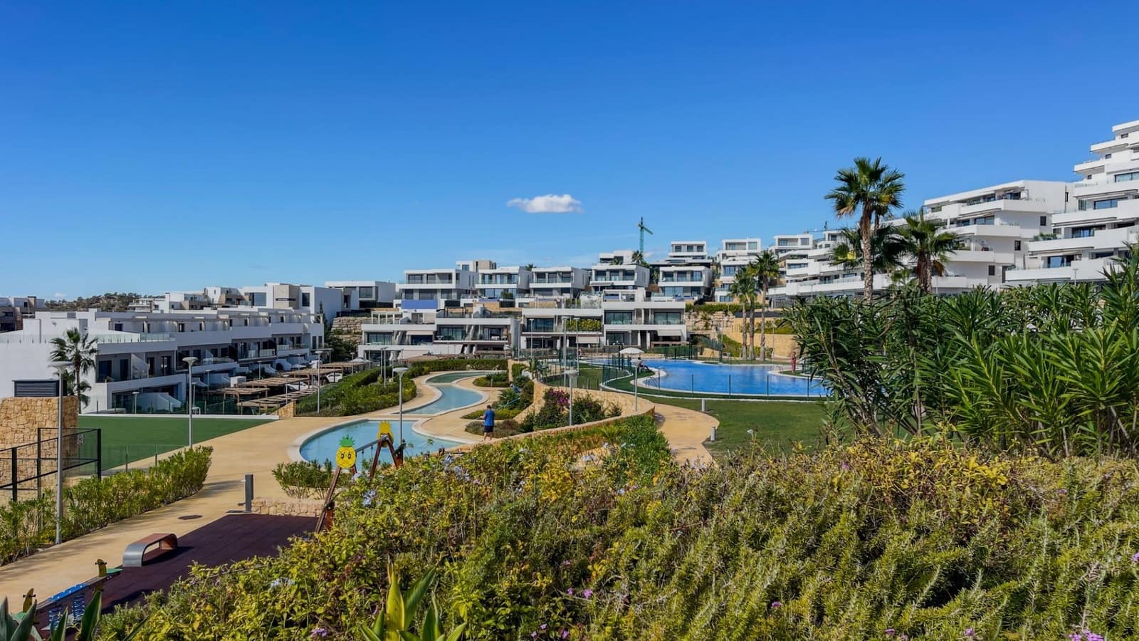 3 bedroom Penthouse for sale in Finestrat with pool - € 620,000 (Ref: 9677475)